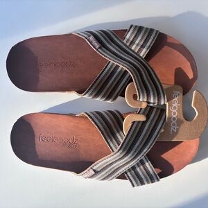 Feelgoodz Zensole Size 9 Cross-Over Leather Sandals - NWT